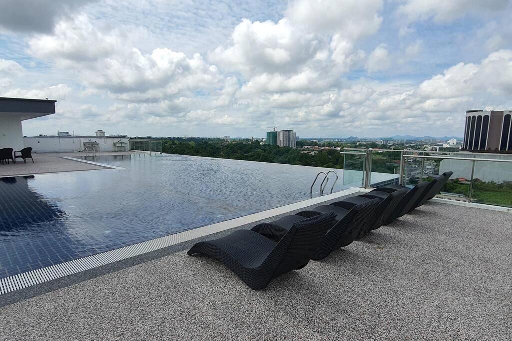 KOZI Square New SGH Cozy Home LV7B Kuching Zewnętrze zdjęcie